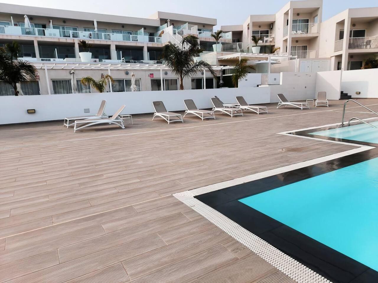 Costa Teguise Wifi Apartment Exterior photo